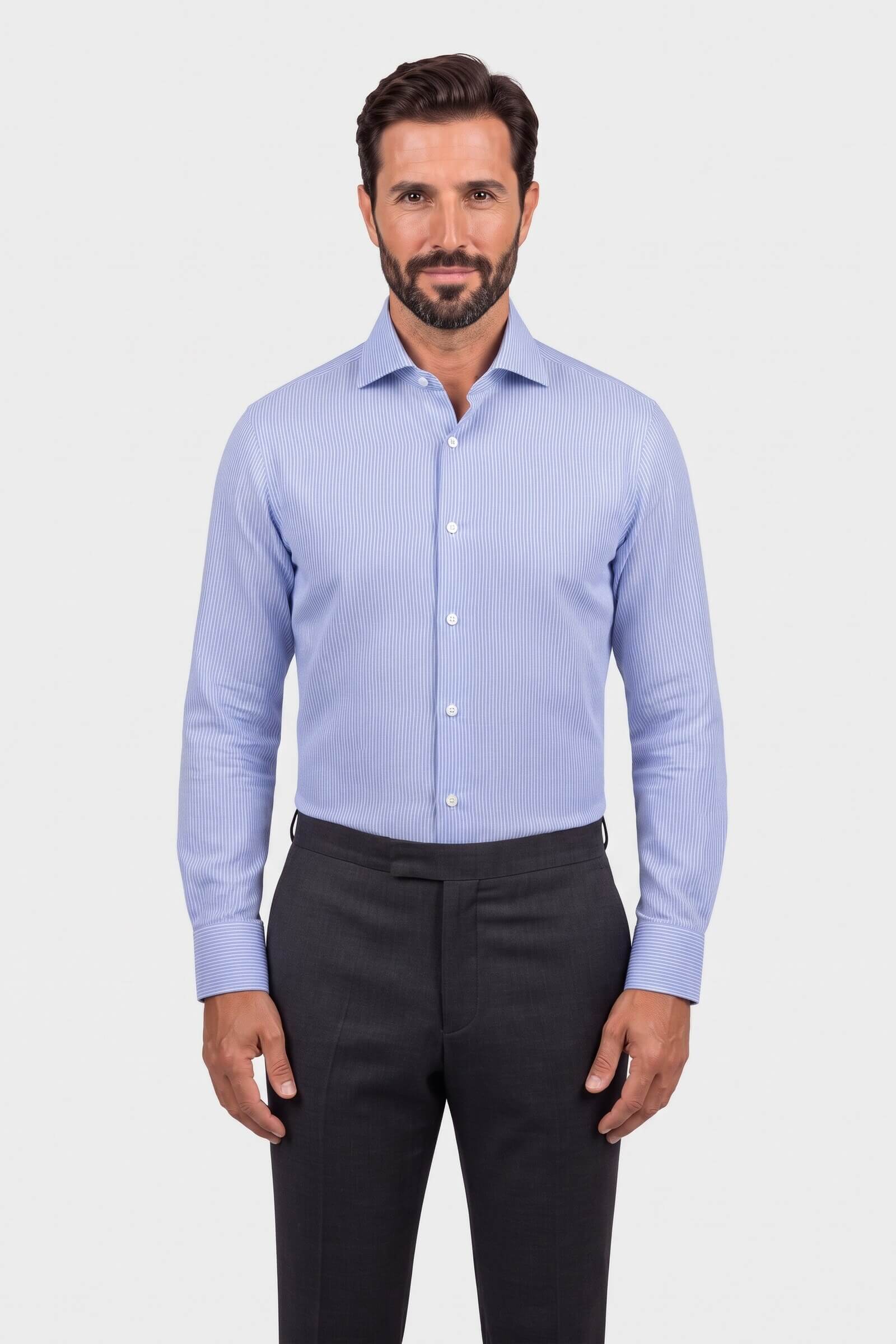 Camicia su misura Lino Micro Rigato Azzurro indossata, vista frontale