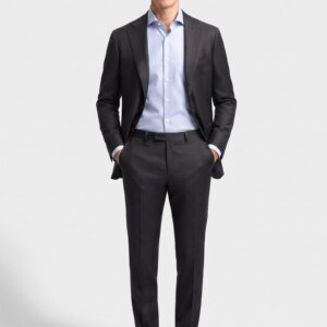 Camicia su misura Popeline Micro Rigato Celeste in un look elegante