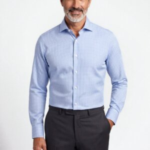 Camicia su misura Popeline Rigato Celeste Chiaro indossata, vista frontale