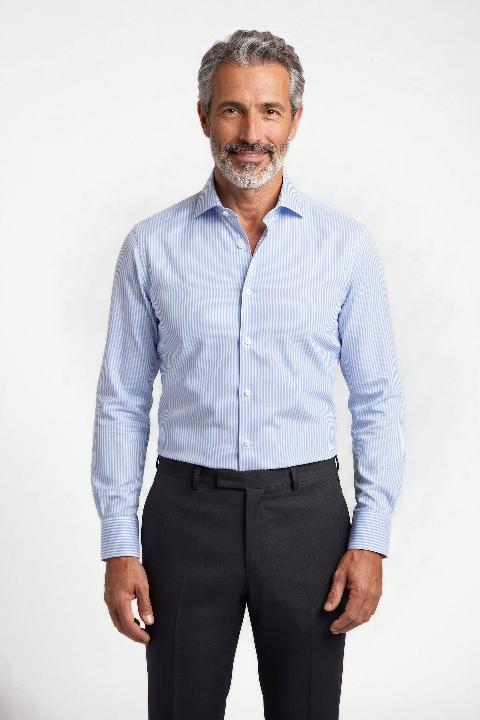 Camicia su misura Twill Rigato Largo Azzurro indossata, vista frontale